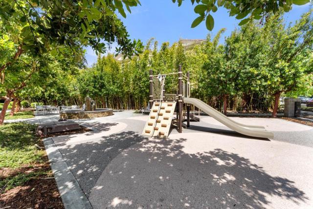 528 Odyssey Lane, Milpitas CA: https://media.crmls.org/mediaz/72e26c93-95d2-4d17-a403-ae916ed22cb0.jpg