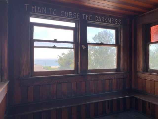 21130 E Cliff Drive, Santa Cruz CA: https://media.crmls.org/mediaz/72e2d949-7e01-4129-8e6f-e78381188b8e.jpg