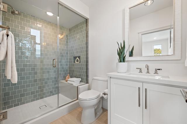 Detail Gallery Image 50 of 60 For 270 Normandy Ln, Carlsbad,  CA 92008 - 4 Beds | 4/1 Baths