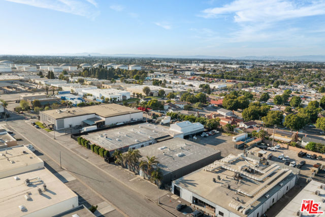 Image 9 of 37 For 3265 59th Street