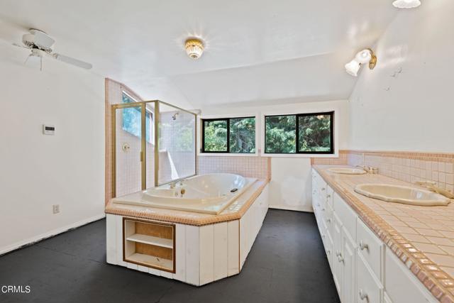 18751 Appian Way, Navarro CA: https://media.crmls.org/mediaz/72e3e289-c375-41aa-b3cd-dcbeb3417907.jpg