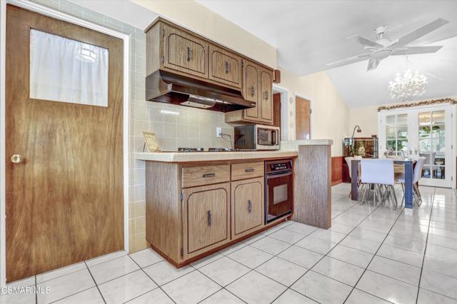 23248 Community Street, West Hills CA: https://media.crmls.org/mediaz/72e4dc5e-e52b-460b-a317-e426bb2487fa.jpg