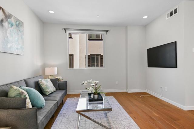 6245 Thornton Avenue, Newark CA: https://media.crmls.org/mediaz/72e5e078-4c98-441b-ba51-61bca4ec2210.jpg