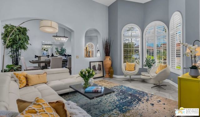 38610 Desert Mirage Drive, Palm Desert CA: https://media.crmls.org/mediaz/72e64759-d1b0-4cd6-9820-f2b162415dfe.jpg