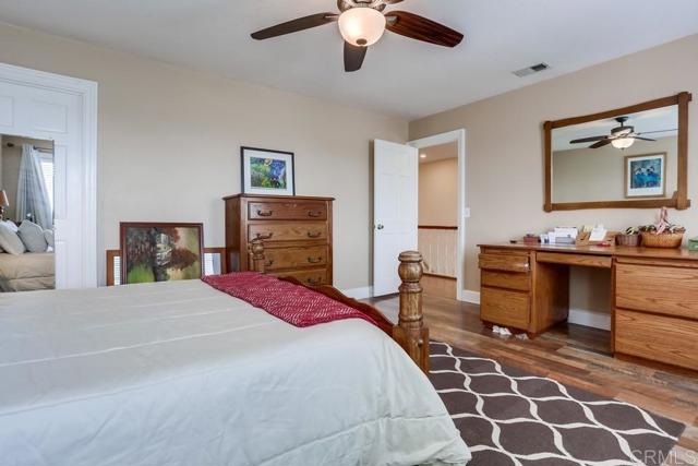 Image 32 of 48 For 906 Gretna Green Way