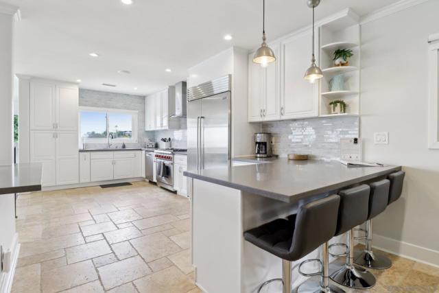 4611 Santa Cruz Ave, San Diego CA: https://media.crmls.org/mediaz/72e684ca-6c9a-401c-9e45-f90e16584b59.jpg