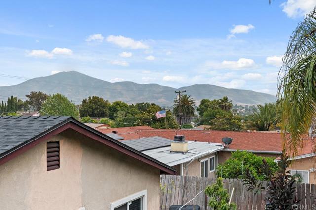 1134 Carlsbad Street, Spring Valley CA: https://media.crmls.org/mediaz/72e7aa62-9ece-4189-a365-15d138756342.jpg