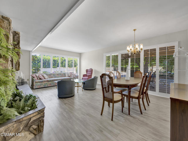 5448 Bothwell Road, Tarzana CA: https://media.crmls.org/mediaz/72e7ffac-911d-43f4-b5b7-042f71ab4e9f.jpg