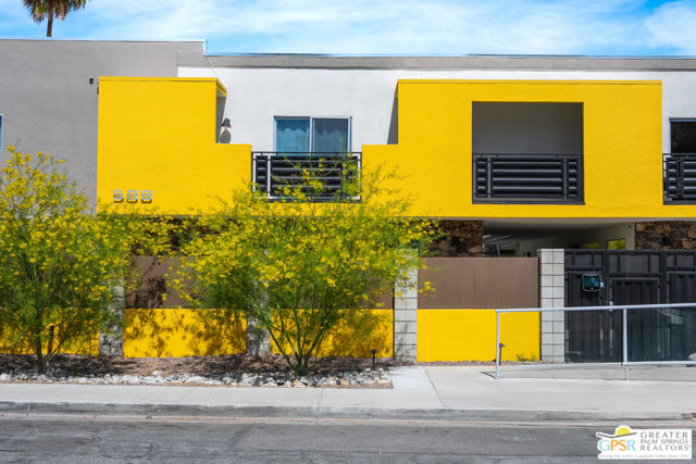 588 E San Lorenzo Road #204, Palm Springs, CA 92264