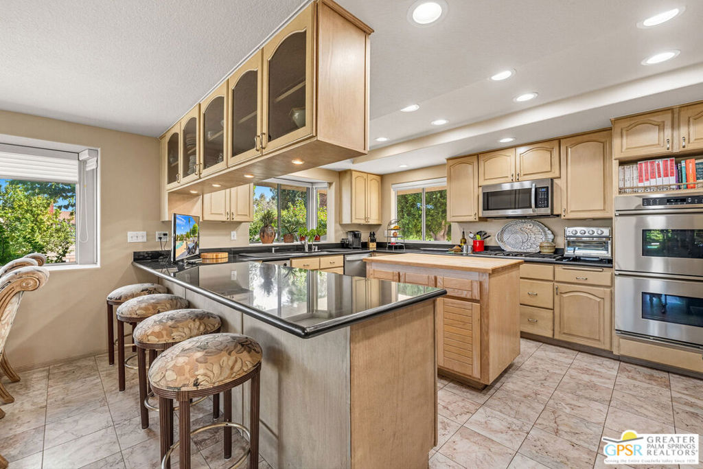 MLS #25601565PS image #20