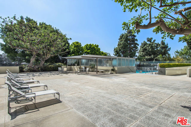 2222 Avenue Of The Stars, Los Angeles CA: https://media.crmls.org/mediaz/72e9813b-cf0f-4e9f-9a7c-dc488dba9ca7.jpg