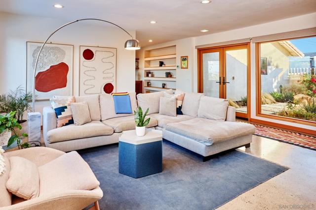 4176 E Arrieta Circle, La Mesa CA: https://media.crmls.org/mediaz/72eb81a7-9ff2-4e5f-8a0c-7a44013f7065.jpg