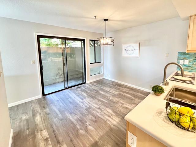 438 Portofino Drive, San Carlos CA: https://media.crmls.org/mediaz/72edc9f9-75d2-48fd-887f-8ad0c60065af.jpg