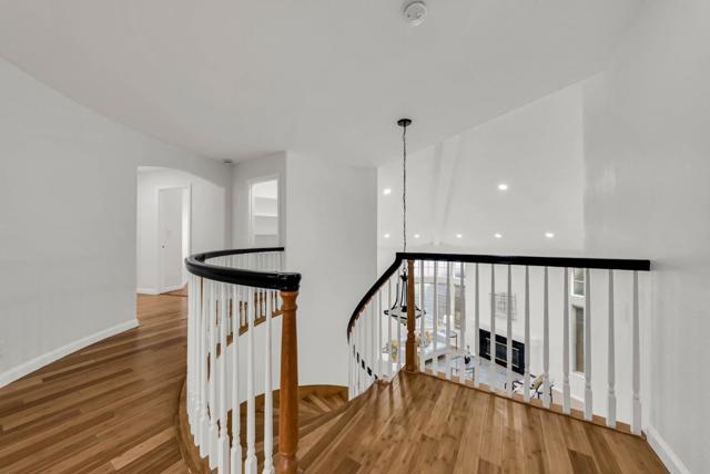 221 Victory Circle, San Ramon CA: https://media.crmls.org/mediaz/72eeca67-e135-4b0e-8b0c-41d58f2d9655.jpg