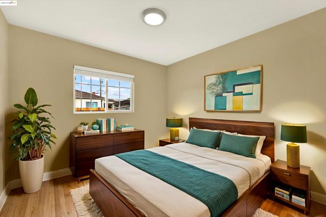 2125 102Nd Ave, Oakland CA: https://media.crmls.org/mediaz/72ef3d8b-a589-45d0-baa5-1fec93d8ff80.jpg