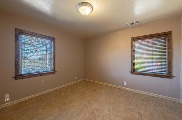 33120 River Road, Gonzales CA: https://media.crmls.org/mediaz/72ef93a0-075e-433e-87b3-1114e8be1fa0.jpg