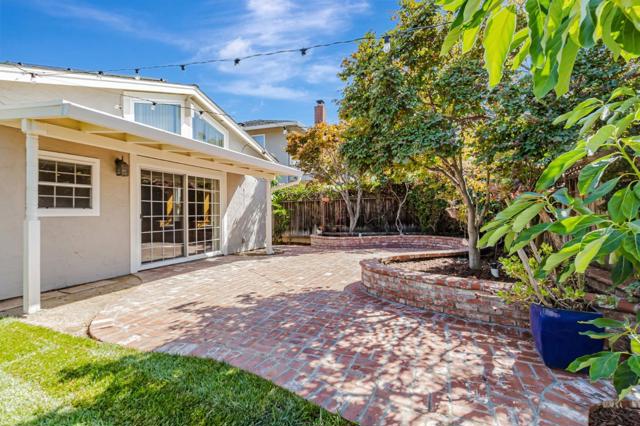 978 Woodgrove Lane, San Jose CA: https://media.crmls.org/mediaz/72efe5a7-42e8-404f-b7d7-d700360850e5.jpg
