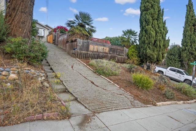 24546 Marie Drive, Hayward CA: https://media.crmls.org/mediaz/72f0c17d-244c-407c-b12a-75db841ef2b5.jpg