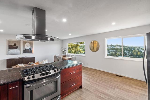 162 Coronado Avenue, San Carlos CA: https://media.crmls.org/mediaz/72f11052-2bc2-41c6-aee5-ac2d4dd594e4.jpg