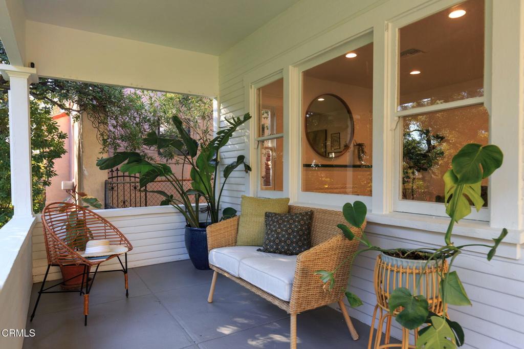 1052 New York Drive Altadena img 3