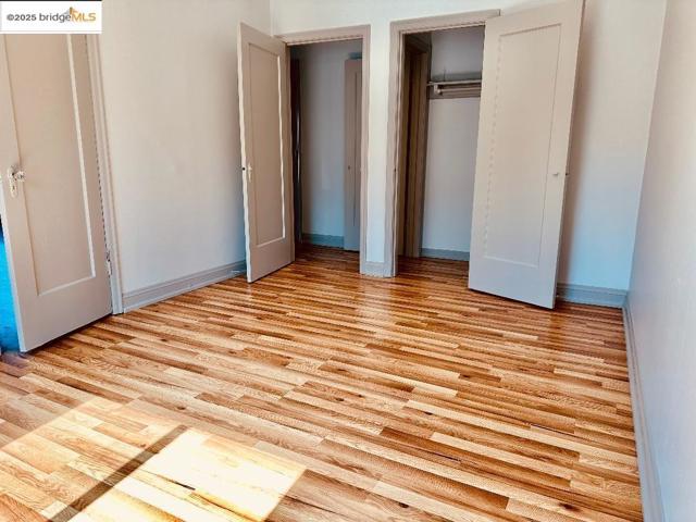 2240 MacArthur Blvd, Oakland CA: https://media.crmls.org/mediaz/72f1b1a3-4e70-4a64-aece-4414ad6c5187.jpg