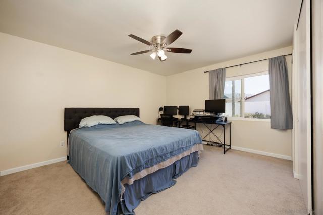 10835 Grand Fork Dr, Santee CA: https://media.crmls.org/mediaz/72f1c4c7-6ddd-4da4-bdbb-a8d0fbc4692c.jpg