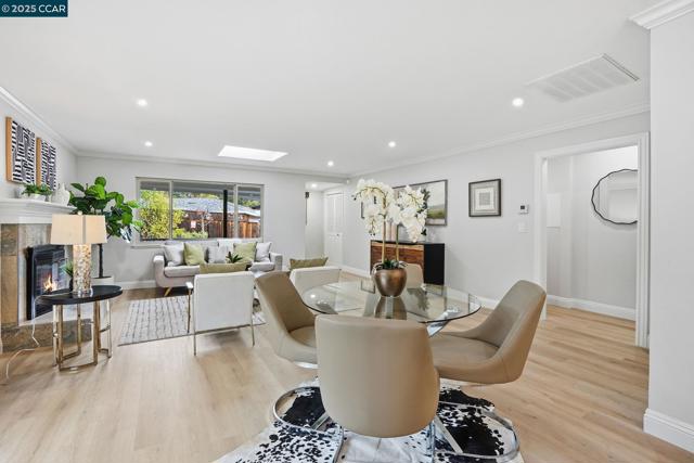 289 Sierra Dr, Walnut Creek CA: https://media.crmls.org/mediaz/72f2be1c-df52-405e-984b-ffbe770ecc2e.jpg