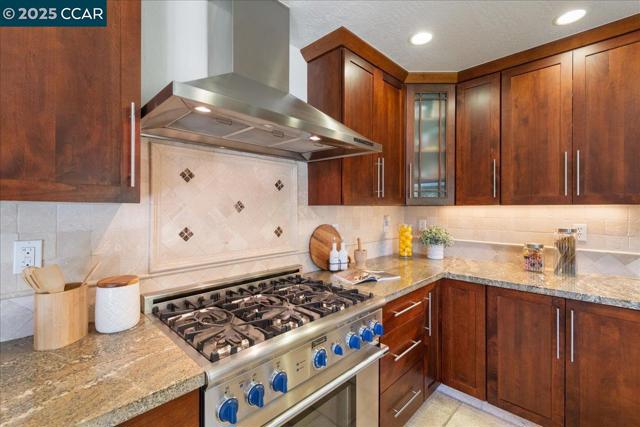 2787 Morgan Dr, San Ramon CA: https://media.crmls.org/mediaz/72f2cf91-974a-46ed-825c-f91faff19bbd.jpg