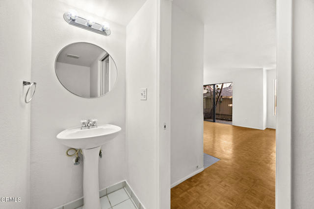 Detail Gallery Image 11 of 27 For 441 Maple Way #6,  Pasadena,  CA 91101 - 2 Beds | 2/1 Baths