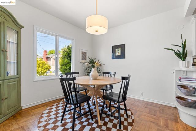 1420 Catherine Dr, Berkeley CA: https://media.crmls.org/mediaz/72f3cf2d-8c0d-4280-8391-e354dfd4ce8b.jpg
