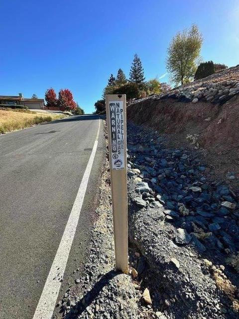 2894 Stagecoach Drive, Valley Springs CA: https://media.crmls.org/mediaz/72f4ad81-a7c9-4e3a-9a7c-69cbf68dd01c.jpg