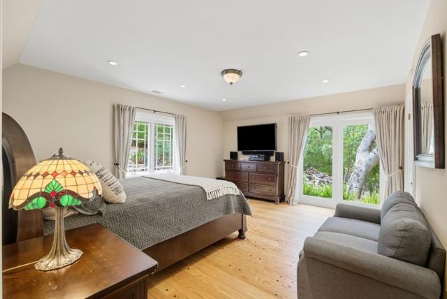 23423 Toyonita Road, Los Altos Hills CA: https://media.crmls.org/mediaz/72f58cca-e769-4d59-a431-d45b1e4e4a1b.jpg