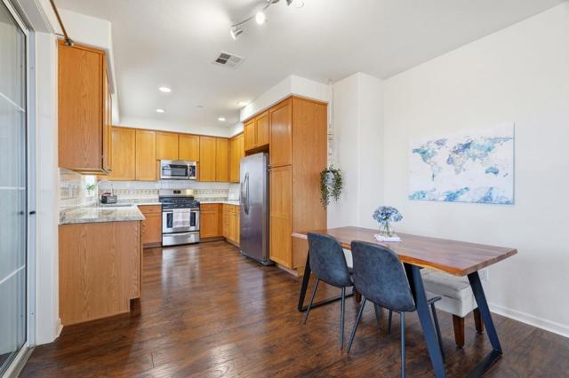 568 Altino Boulevard, San Jose CA: https://media.crmls.org/mediaz/72f62c7b-9f4a-45a4-adec-d7c8d59f1ef4.jpg