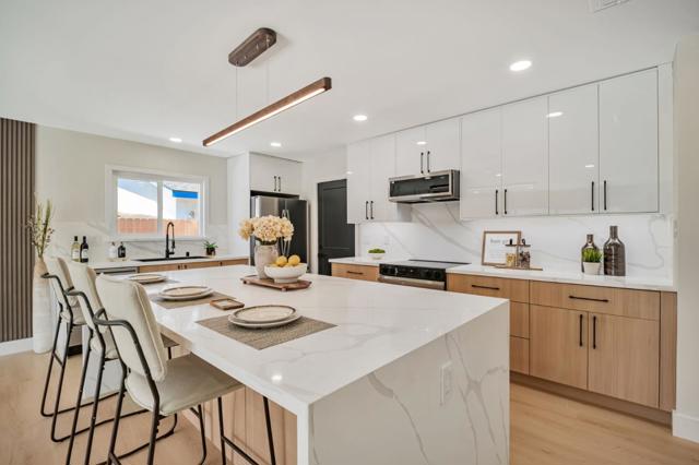 3680 Norfolk Road, Fremont CA: https://media.crmls.org/mediaz/72f64011-b27f-4b69-90e1-be0fe68e9de0.jpg