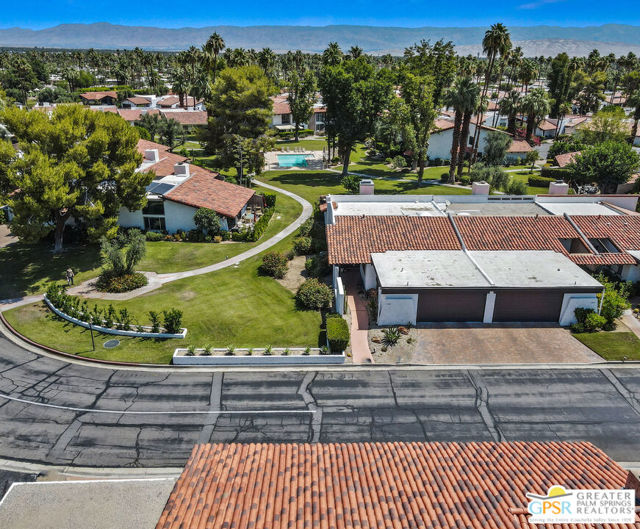 1347 Primavera Drive, Palm Springs CA: https://media.crmls.org/mediaz/72f6ed16-2341-4035-9564-cbd203b5c2cf.jpg
