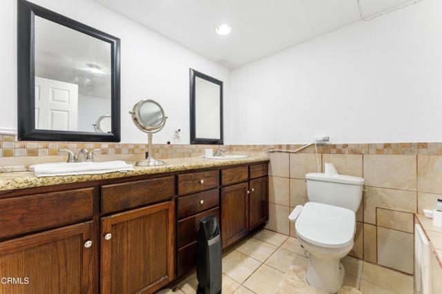 1421 E Abbottson Street, Carson CA: https://media.crmls.org/mediaz/72f79f01-6306-46f8-ad57-41f6068be314.jpg