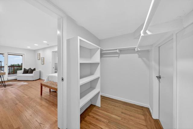 72 Cresta Vista Drive, San Francisco CA: https://media.crmls.org/mediaz/72f806f6-d5d0-4084-b216-0225e03e4734.jpg