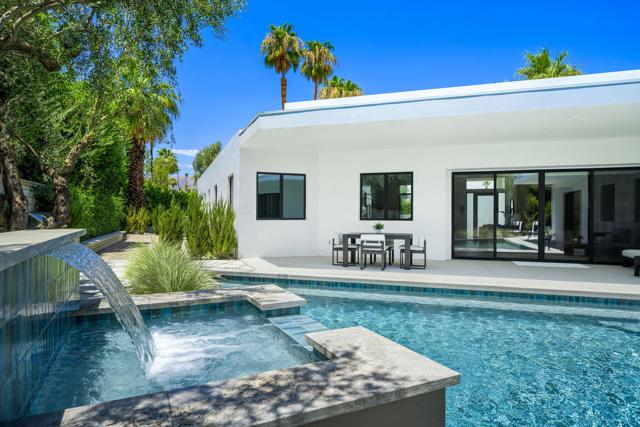 74846 Fox Hills Court, Palm Desert CA: https://media.crmls.org/mediaz/72f86771-f0a9-4f80-9e51-c3d51ea9226a.jpg