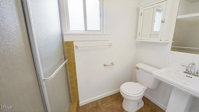 Detail Gallery Image 9 of 23 For 544 Salem St #FRONT H,  Glendale,  CA 91203 - 2 Beds | 2 Baths