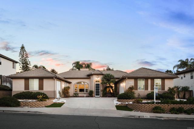 1111 Amelia Place, Escondido CA: https://media.crmls.org/mediaz/72fa6de8-1b6b-4685-a441-7d63da56f25d.jpg