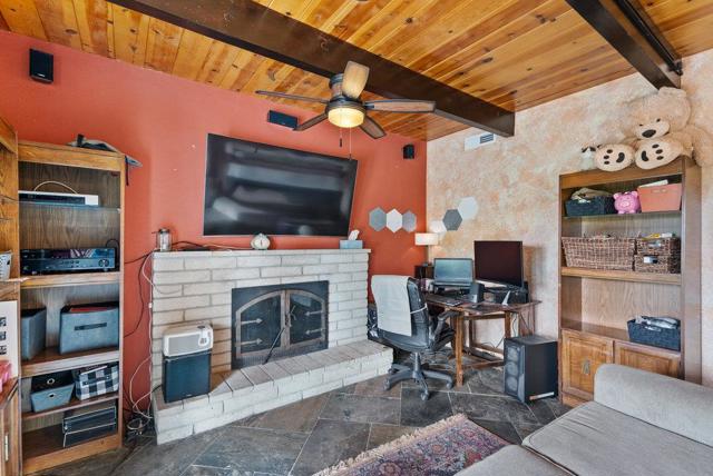 37 Vista Drive, Salinas CA: https://media.crmls.org/mediaz/72fab2df-efb7-483a-adce-2d4ffd4c9df8.jpg