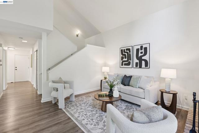 Image 4 of 41 For 1809 Forest Hill Pl