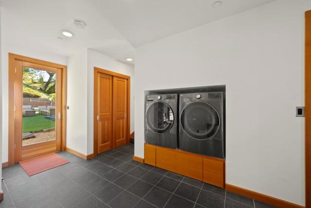 15220 Upper Ellen Road, Los Gatos CA: https://media.crmls.org/mediaz/72fd0350-cffb-4609-83c3-a5da670034c6.jpg
