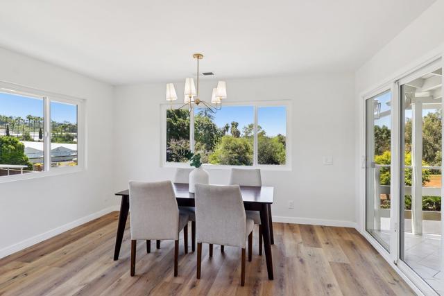 Detail Gallery Image 13 of 69 For 1917 Friendly Dr, Vista,  CA 92084 - 4 Beds | 3 Baths
