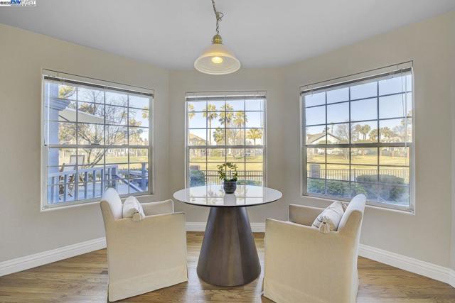 5771 Gateway Ct, Discovery Bay CA: https://media.crmls.org/mediaz/72fe5399-fe44-4d6a-b229-d04651377ee9.jpg
