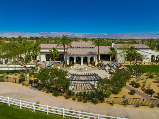 81675 Macbeth Street, La Quinta CA: https://media.crmls.org/mediaz/7302677c-04b0-4b5d-aef3-3015b0512ef3.jpg