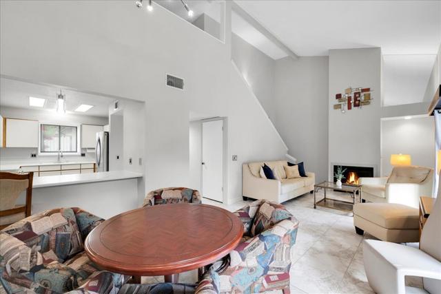 204 Lakecrest Lane, Palm Desert CA: https://media.crmls.org/mediaz/73032c93-fd22-4503-9826-0a6b11a085d3.jpg