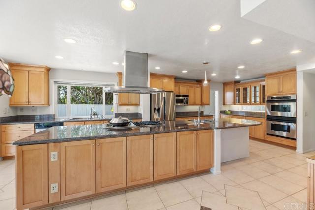 Detail Gallery Image 9 of 53 For 14040 Old Station Road, San Diego,  CA 92064 - 4 Beds | 2/1 Baths