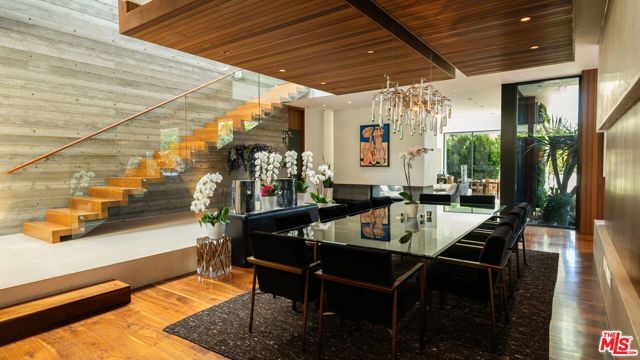 Drew Fenton | 748 Amalfi Drive Pacific Palisades CA | MLS: 7262842