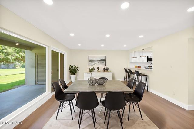 12016 Caminito Campana, San Diego CA: https://media.crmls.org/mediaz/730437e1-f4a7-45ea-b839-930319f87782.jpg